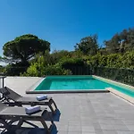 Viola - Vlo203 By Interhome *