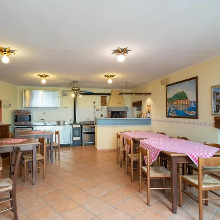 Viola - Vlo203 By Interhome Lägenhet Lecchiore